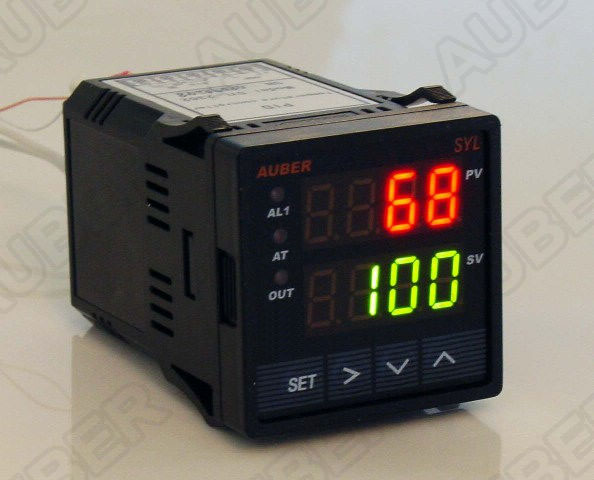 1/16 DIN PID Temp Controller, SSR/Linear Output, Optional RS-485 - Click Image to Close
